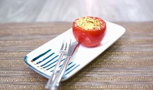 Tomates rellenos cremosos con atun