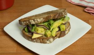 Sandwich-de-aguacate---03316_0.jpg